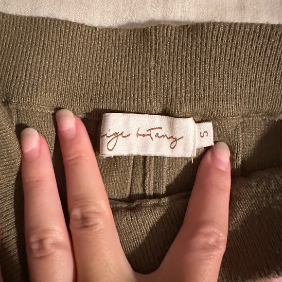 Beige Botany Lounge Set - Olive Green Crop Top and Legging Style bottoms. - Picture 4 of 5